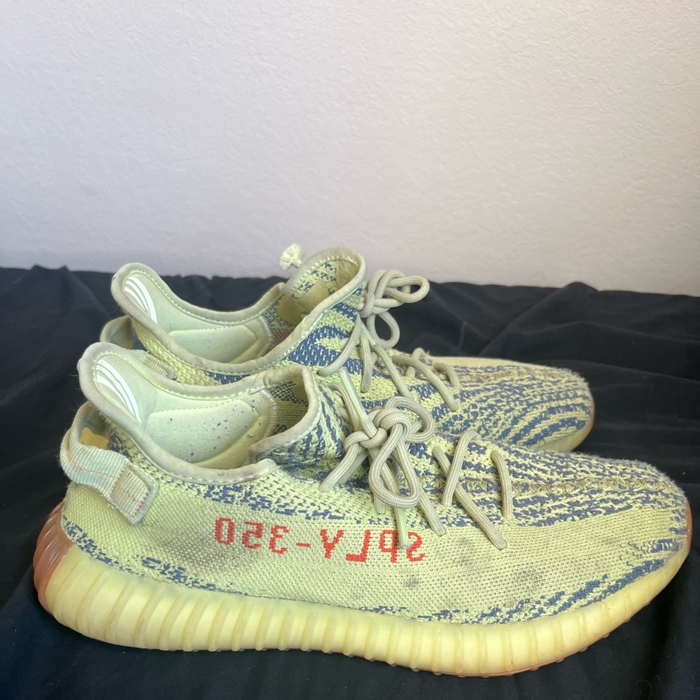 Adidas Yeezy 350 V2 Semi-Frozen Yellow